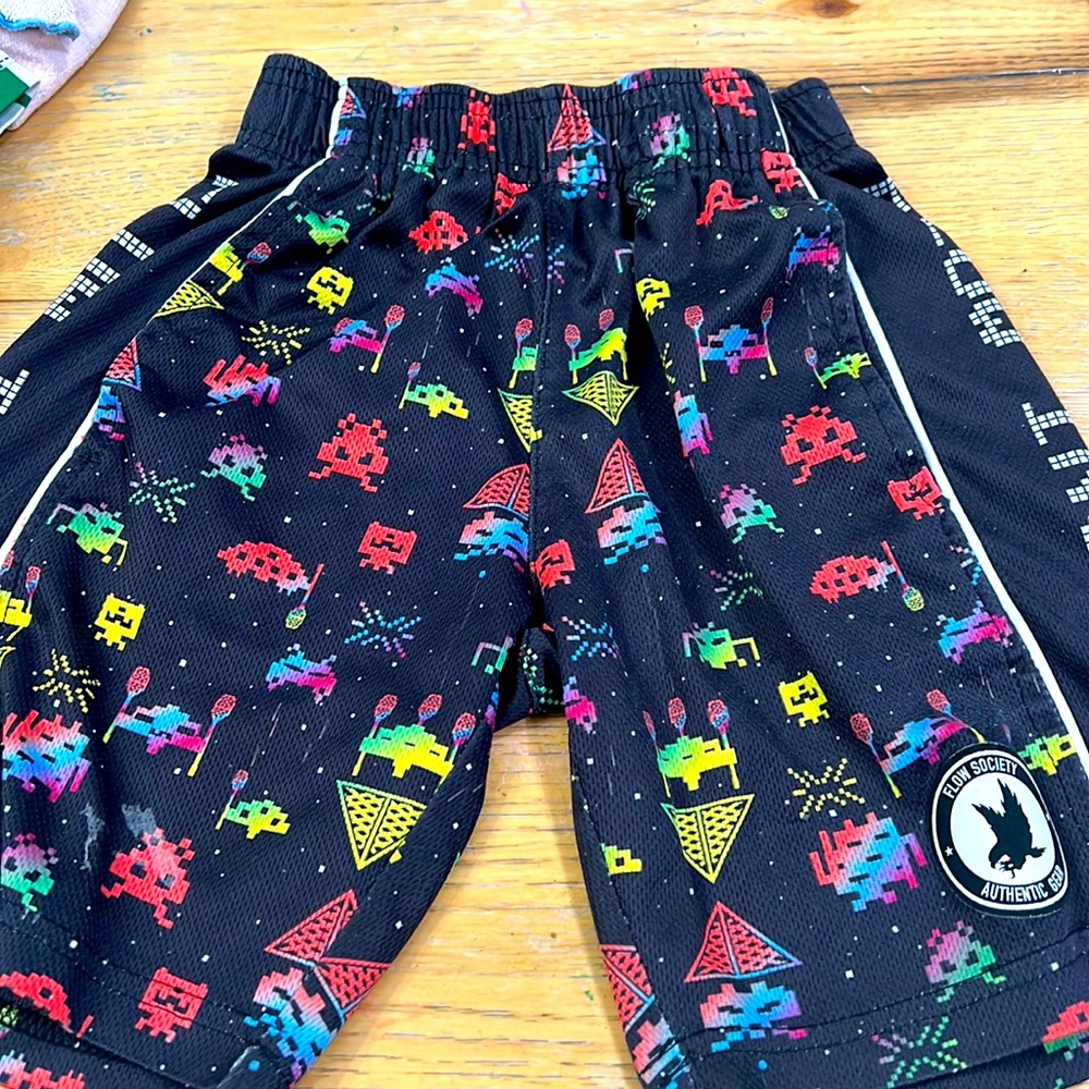 Boys shorts flow society